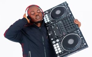 image of DJ Cora — Party Mixtape Hottest Mara Songs Pupo Mix