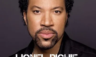 image of Lionel Richie – Stuck On You